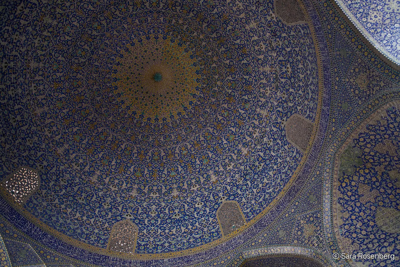 Plafonds d'Iran, Iran