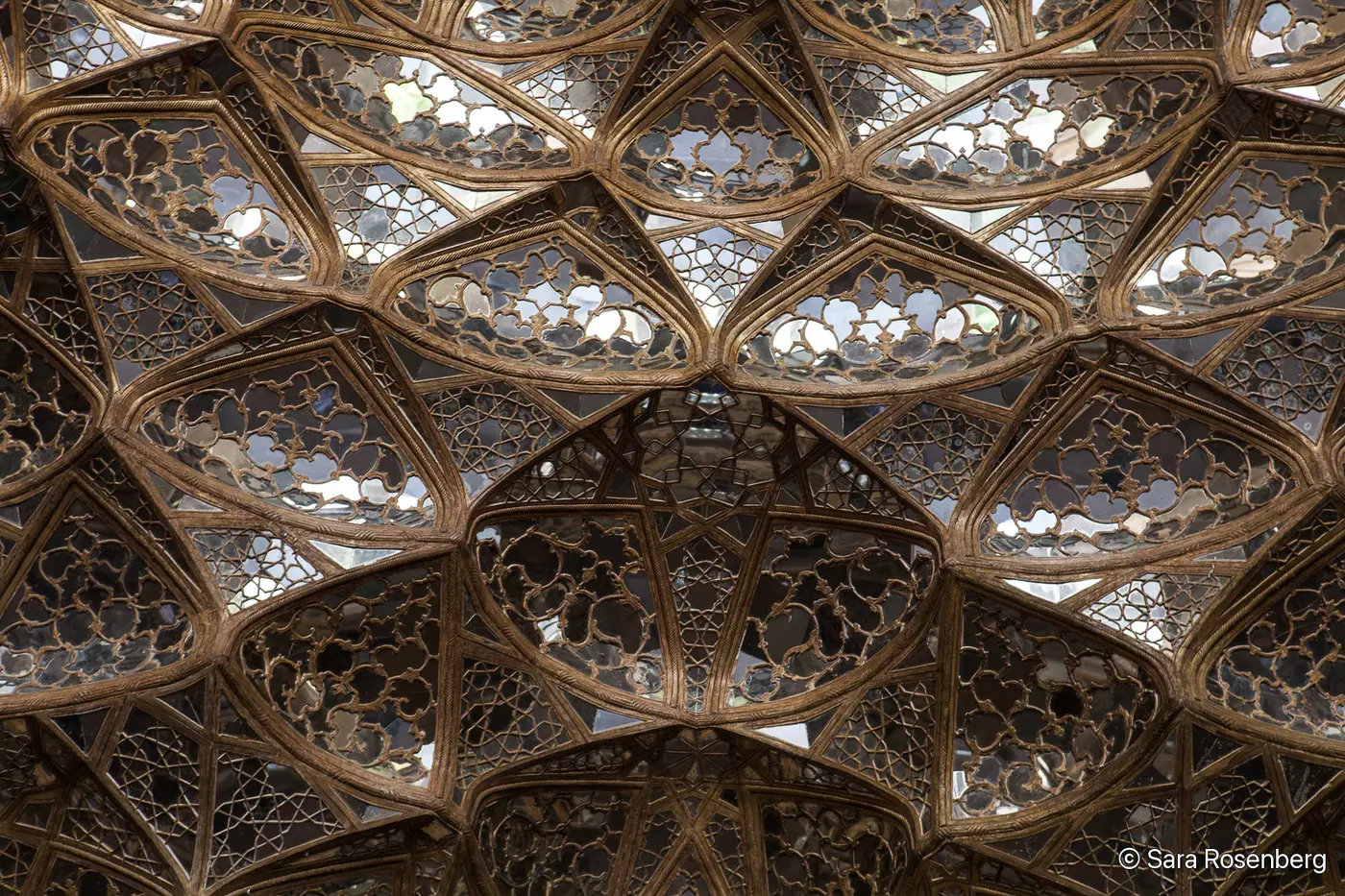 Plafonds d'Iran, Iran