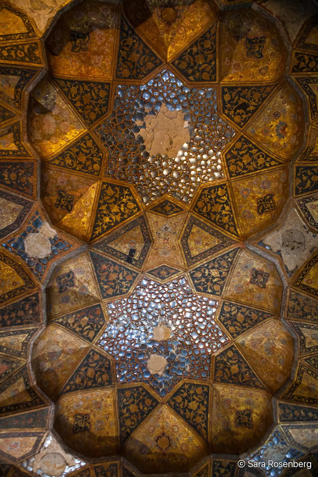 Plafonds d'Iran, Iran